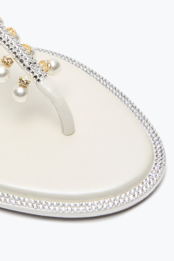jeweled diana weiße sandale mit perlen 10 rene caovilla